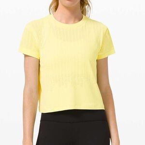 LULULEMON Train to Be Short Sleeve *Stripe Rain Stripe Lemon Vibe Size 4